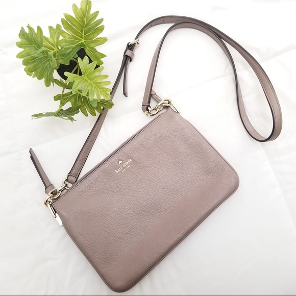 kate spade Handbags - Kate Spade Crossbody Bag